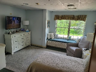 Lakeview Lodge Assisted Living at Friendship Village - photo 2