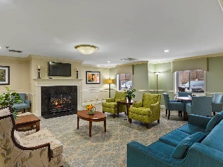 Paramount Senior Living at Fredericksburg - photo 3