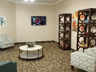 Green Oaks Nursing and Rehabilitation - photo 2