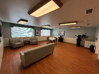 Summit City Nursing and Rehabilitation - photo 3
