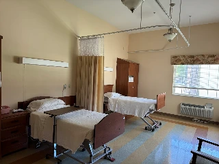 Plaza Health and Rehab Center - photo 3