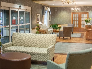 Autumn Lake Healthcare at West Hartford (The Reservoir) - photo 4