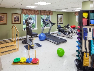 Autumn Lake Healthcare at Glen Hill - photo 4