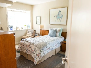 Greystone Manor Retirement Residence - photo 2