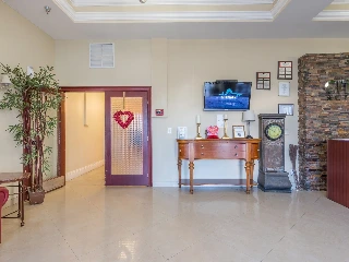 Colonial Assisted Living at West Palm Beach - photo 4