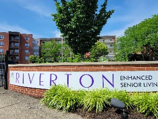 Riverton Rehabilitation and Healthcare Center - photo 2