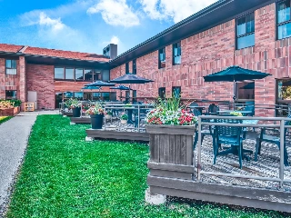 Extendicare Maples Long-Term Care Home - photo 5