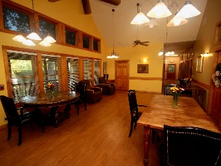 Southern Hospitality Home - photo 3