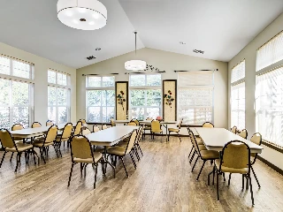 Cottonwood Estates Gracious Retirement Living - photo 4