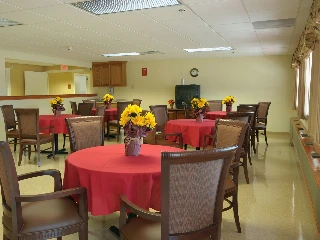 Life Care Center of Fort Wayne - photo 2