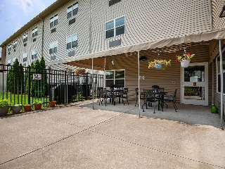 River View Nursing and Rehabilitation Center - photo 3