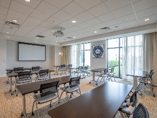 Keystone Place at Beachwalk - photo 2