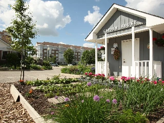 Luther Village on the Park - photo 3
