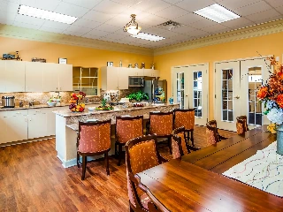 The Windsor Of Gainesville - photo 3