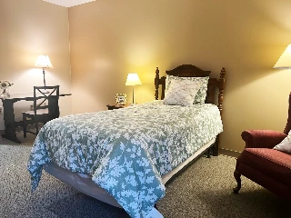 DevonHouse Senior Living Allentown - photo 4