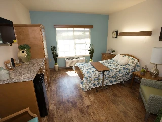 Legend Oaks Healthcare and Rehabilitation - Waxahachie - photo 3