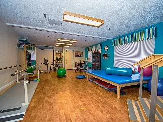 Highland Park Rehabilitation and Care Community - photo 4