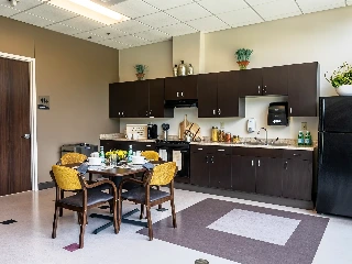 Fort Worth Transitional Care Center - photo 4