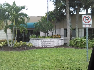 Fort Myers Rehabilitation and Nursing Center - photo 5