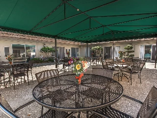 Windsor Country Drive Care Center - photo 4